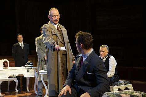 Witness for the Prosecution - Een Grippende Rechtszaal-Thriller met een Onverwachte Twist!